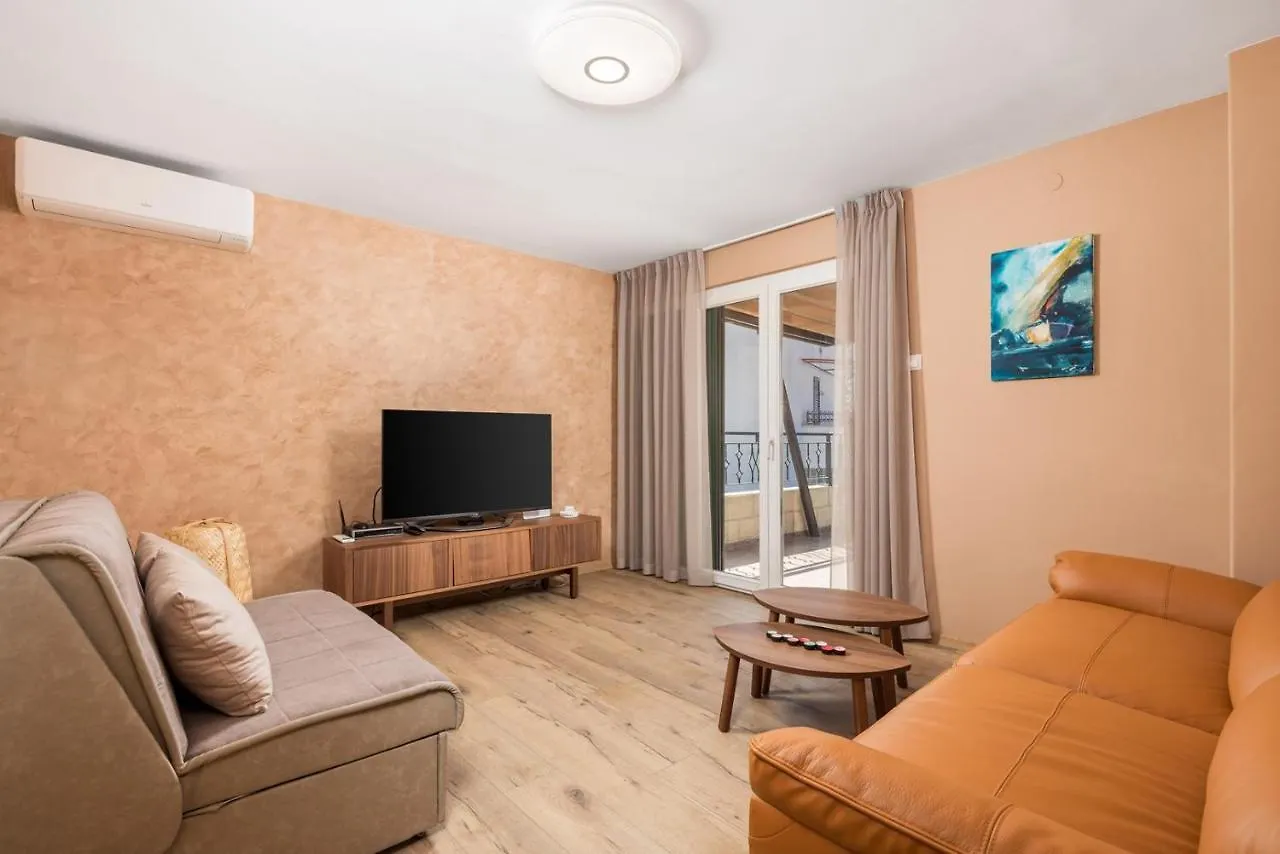 Villa Ivona With Heated Pool In Rovinj Croatia