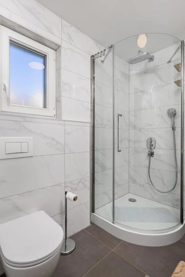 Villa Ivona With Heated Pool In Rovinj
