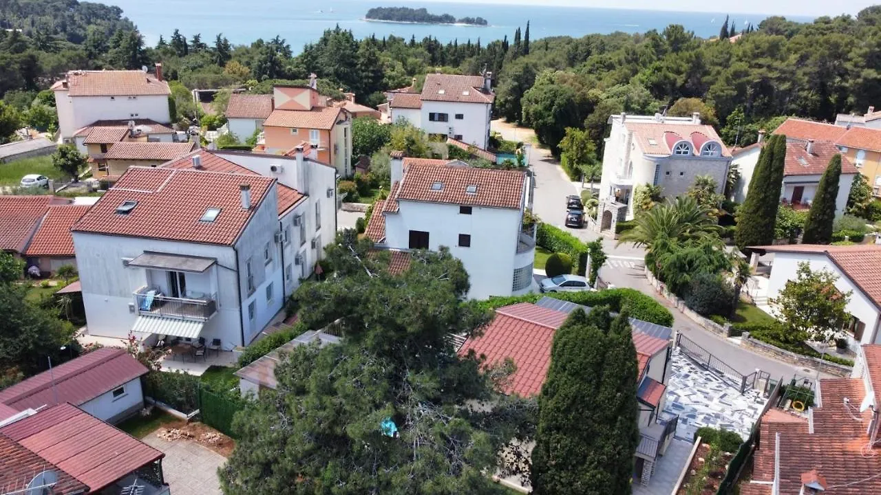Villa Ivona With Heated Pool In Rovinj