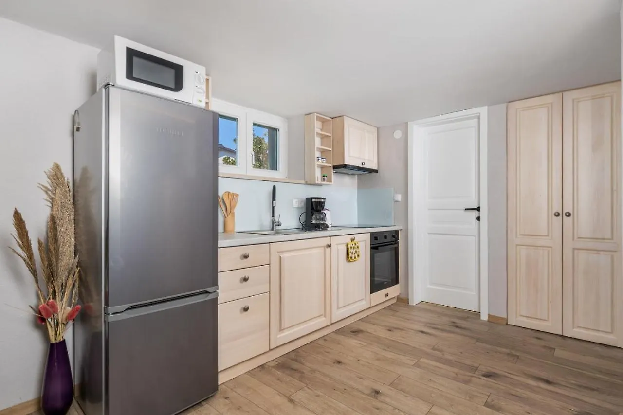 Villa Ivona With Heated Pool In Rovinj 0*,